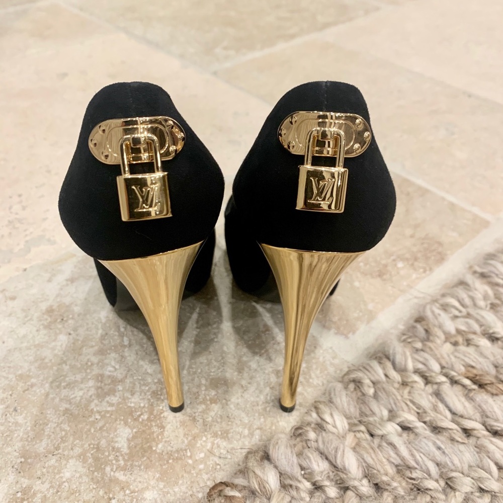 Louis Vuitton Oh Really Suede Pump - Picture 2 of 8